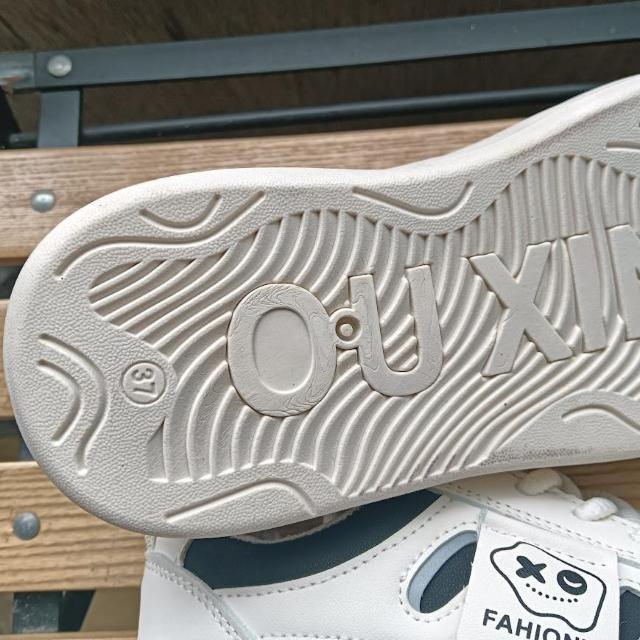 Vi 23.5cm fB[X Xj[J[ zCg V[Y C   t@bV 