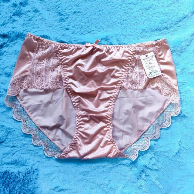 ツルツルサテンがSexyなパンティー。。。ショーツ。。。ピンク系。。。。 < 女性ファッション  ツルツルサテンがSexyなパンティー。。。ショーツ。。。ピンク系。。。。  < 女性ファッションの