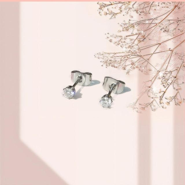 送料無料 大特価:美麗 対アレルギー モアサナイト サージカルステンレス ピアス(3mm < 女性アクセサリー/時計 送料無料 大特価:美麗 対アレルギー モアサナイト サージカルステンレス ピアス(3mm < 女性アクセサリー/時計の