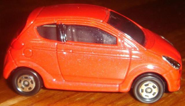 g~J TOMICA No.111 Xo SUBARU R1 ~jJ[  zr[ 