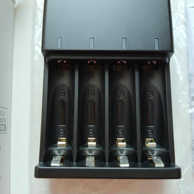 純正品★ パナソニック 急速充電器 *単3形・単4形 対応* < 家電/AV  純正品★ パナソニック 急速充電器 *単3形・単4形 対応* < 家電/AVの