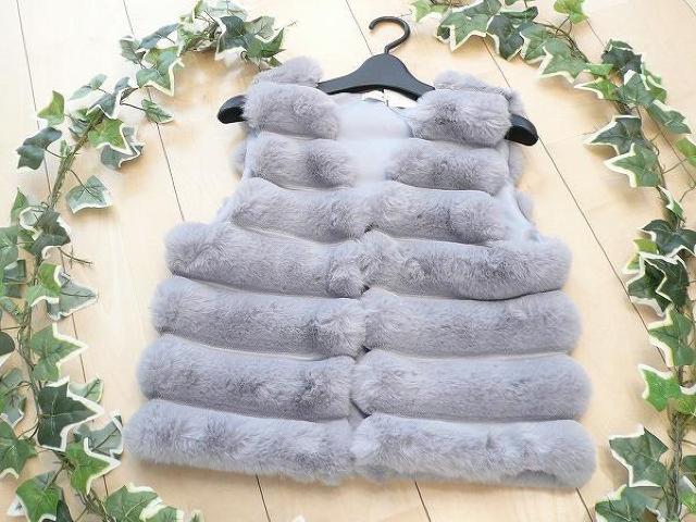 新品 8737 ML ファー ベスト 秋 冬 ジレ 上質 フェイクファー エコファー ライトグレー ふわふわ 羽織りもの < 女性ファッション 新品 8737 ML ファー ベスト 秋 冬 ジレ 上質 フェイクファー エコファー ライトグレー ふわふわ 羽織りもの < 女性ファッションの