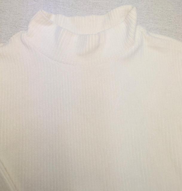 美品★130サイズ★ユニクロ★リブフリースハイネック★ロングTシャツ★暖かい★かわいい★UNIQLO KIDS★送料無料 < キッズ/ベビー 美品★130サイズ★ユニクロ★リブフリースハイネック★ロングTシャツ★暖かい★かわいい★UNIQLO KIDS★送料無料 < キッズ/ベビーの