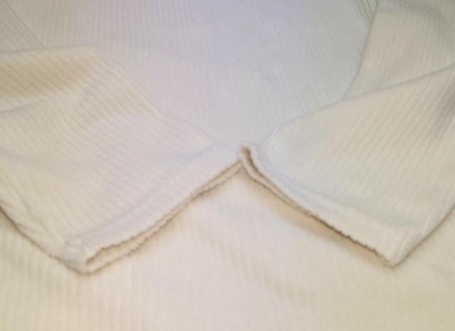 美品★130サイズ★ユニクロ★リブフリースハイネック★ロングTシャツ★暖かい★かわいい★UNIQLO KIDS★送料無料 < キッズ/ベビー 美品★130サイズ★ユニクロ★リブフリースハイネック★ロングTシャツ★暖かい★かわいい★UNIQLO KIDS★送料無料 < キッズ/ベビーの