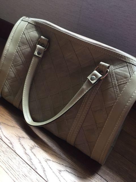 オリーブ色 バイアスチェック ミニボストンバック 柔らかレザー < 女性ファッション  オリーブ色 バイアスチェック ミニボストンバック 柔らかレザー < 女性ファッションの