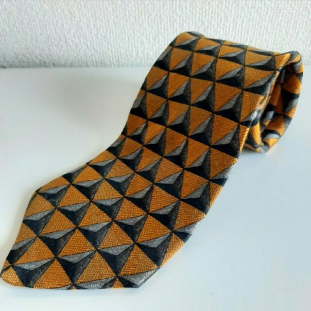 Ermenegildo Zegna GlWh@[jA@lN^C   jt@bV 