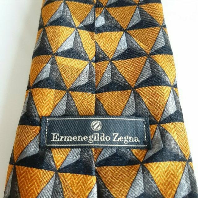 Ermenegildo Zegna GlWh@[jA@lN^C  jt@bV 