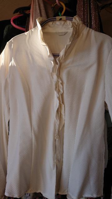 1度使用 Lサイズ ビジネス、フォーマル向け 白地シャツ < 女性ファッション 1度使用 Lサイズ ビジネス、フォーマル向け 白地シャツ < 女性ファッションの