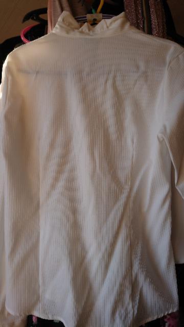 1度使用 Lサイズ ビジネス、フォーマル向け 白地シャツ < 女性ファッション 1度使用 Lサイズ ビジネス、フォーマル向け 白地シャツ < 女性ファッションの