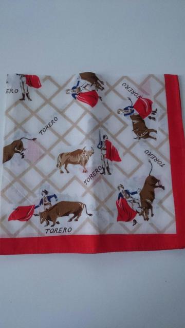 未使用☆TORERO 闘牛士柄 ハンカチ★レッド☆ < 女性ファッション  未使用☆TORERO 闘牛士柄 ハンカチ★レッド☆ < 女性ファッションの