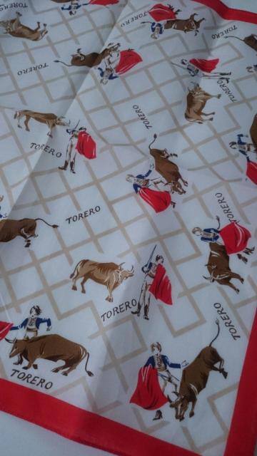 未使用☆TORERO 闘牛士柄 ハンカチ★レッド☆ < 女性ファッション  未使用☆TORERO 闘牛士柄 ハンカチ★レッド☆ < 女性ファッションの