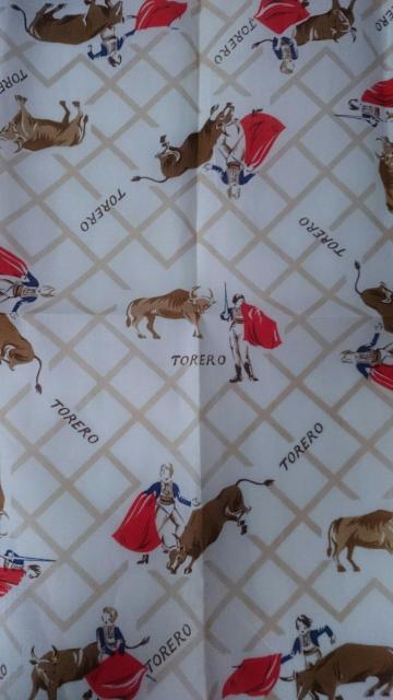未使用☆TORERO 闘牛士柄 ハンカチ★レッド☆ < 女性ファッション  未使用☆TORERO 闘牛士柄 ハンカチ★レッド☆ < 女性ファッションの
