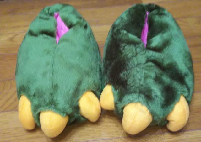 恐竜足ぬいぐるみスリッパルームシューズコスプレハロウィン等にサイズ約22cm〜23.5cm < インテリア/ライフ 恐竜足ぬいぐるみスリッパルームシューズコスプレハロウィン等にサイズ約22cm〜23.5cm < インテリア/ライフの