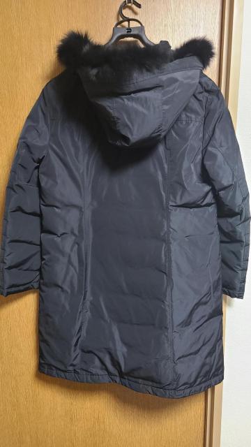 アンタイトル昨季美品黒サテン地ブルーフォックスファー付きロングダウンコート大きいサイズ4212号13号LLXLホワイトダックダウン < ブランド アンタイトル昨季美品黒サテン地ブルーフォックスファー付きロングダウンコート大きいサイズ4212号13号LLXLホワイトダックダウン < ブランドの