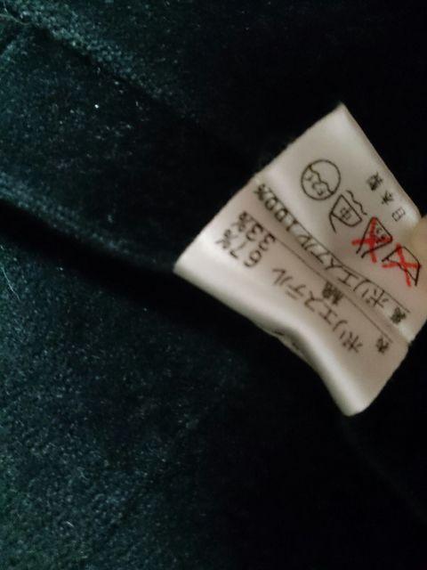 スェードっぽい肌触り 黒のベスト < 男性ファッション  スェードっぽい肌触り 黒のベスト < 男性ファッションの