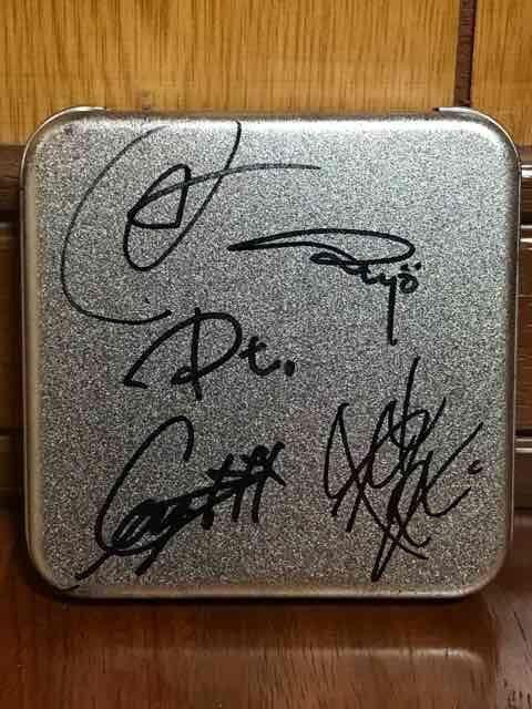 バンド プラチナ サイン入り ピックセット < ホビー  バンド プラチナ サイン入り ピックセット < ホビーの