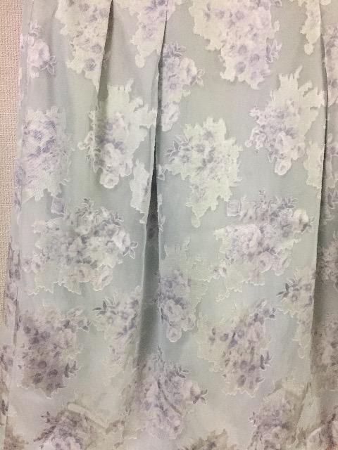 美品Debut de FioreShadowFlowerオパールスカート < ブランド  美品Debut de FioreShadowFlowerオパールスカート < ブランドの