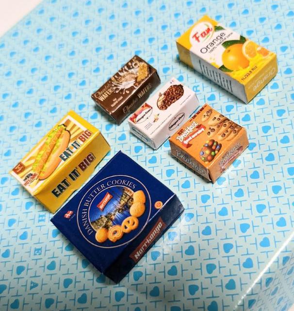 ミニチュア★ハーゲンダッツのバニラキャラメルアイスクリーム★オレンジジュース★ホットドッグ★など6箱セット★ドールハウスに★ < おもちゃ ミニチュア★ハーゲンダッツのバニラキャラメルアイスクリーム★オレンジジュース★ホットドッグ★など6箱セット★ドールハウスに★ < おもちゃの