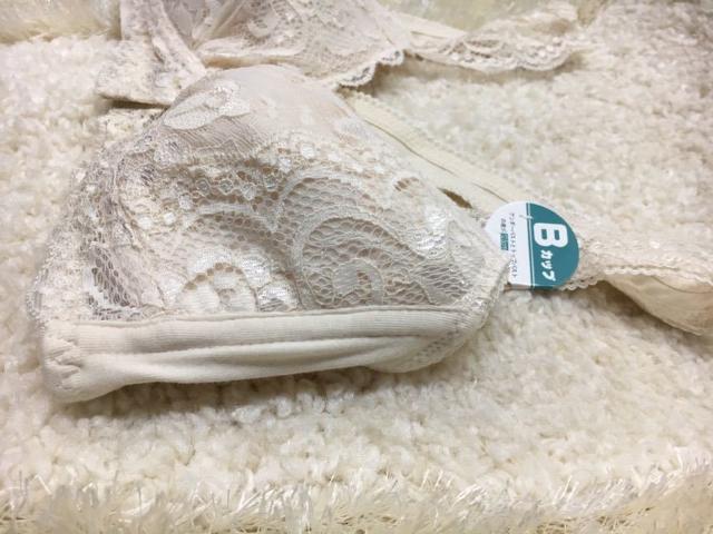 フロントホックで楽々脱着!ゆったりフィット!お洒落なブラ1枚 < 女性ファッション  フロントホックで楽々脱着!ゆったりフィット!お洒落なブラ1枚 < 女性ファッションの