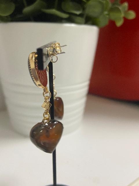 ハンドメイド レジン ハートのピアス ブラウンミックス < 女性ファッション  ハンドメイド レジン ハートのピアス ブラウンミックス < 女性ファッションの