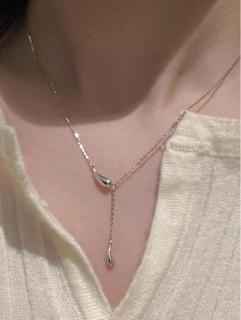 定価2,200円【新品未使用】華奢ネックレス●ドロップネックレス●シルバー●韓国ファッション < 女性アクセサリー/時計  定価2,200円【新品未使用】華奢ネックレス●ドロップネックレス●シルバー●韓国ファッション  < 女性アクセサリー/時計の