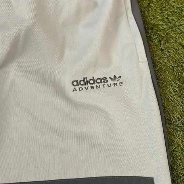 新品adidasレギュラーフィットテーパードレッグフルレングスL < ブランド  新品adidasレギュラーフィットテーパードレッグフルレングスL < ブランドの
