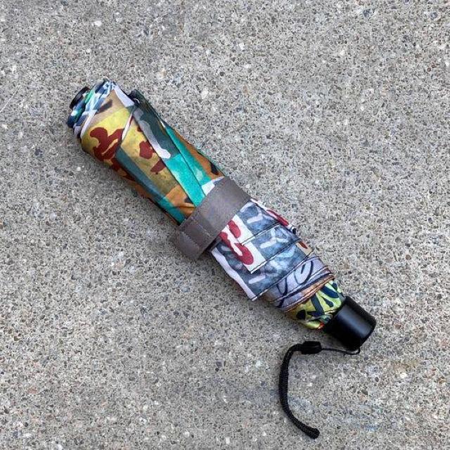 `G.O.D. Misc.Typo Ultra Light Umbrella^Cv~XyʐJp܂ݎPetHUV  t@bV 