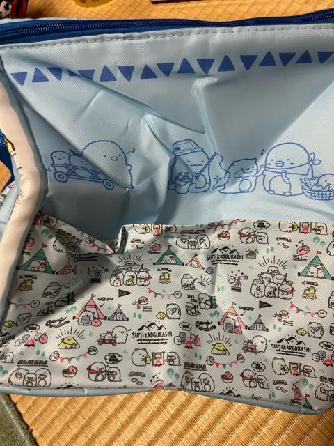 すみっコぐらし 5ポケット付き保冷バッグ < インテリア/ライフ  すみっコぐらし 5ポケット付き保冷バッグ < インテリア/ライフの
