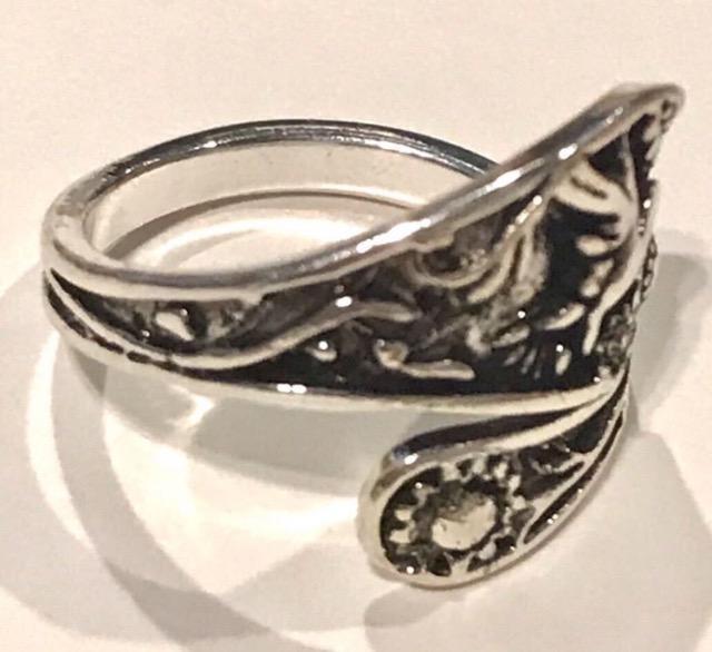 ヴィンテージシルバーリング ハチドリ ハミングバード女性用 調節可能なリング 高光沢 < 男性アクセサリー/時計  ヴィンテージシルバーリング ハチドリ ハミングバード女性用 調節可能なリング 高光沢 < 男性アクセサリー/時計の