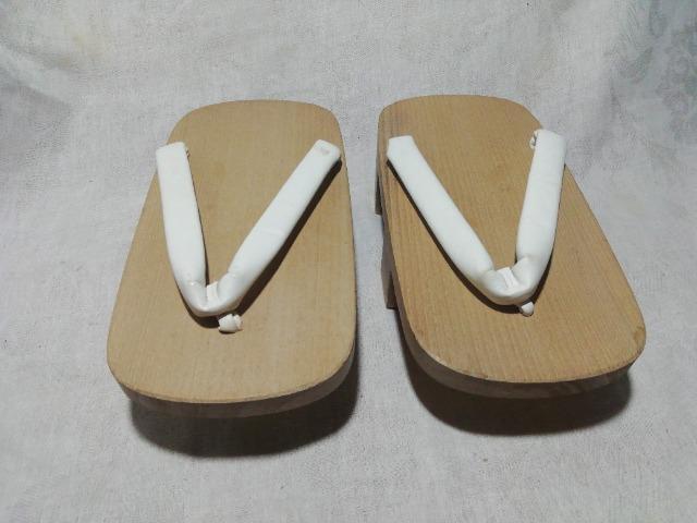 ♪男性用下駄 白鼻緒 未使用 < 男性ファッション  ♪男性用下駄 白鼻緒 未使用  < 男性ファッションの
