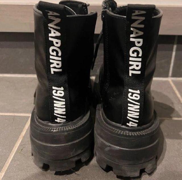 ANAP GIRL �A�i�b�v�K�[���@�u�[�c�@M�T�C�Y�@23cm�`23.5cm �u�[�c�@KOGYARU �R�M�����@���w���@ ���� �� �u�����h�� 