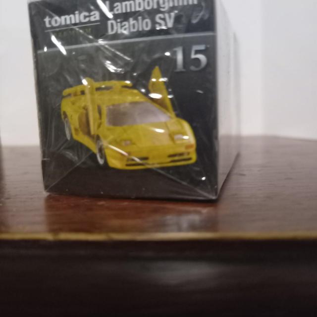 トミカ。ランボルギーニディアブロSV未開封 < ホビー トミカ。ランボルギーニディアブロSV未開封 < ホビーの