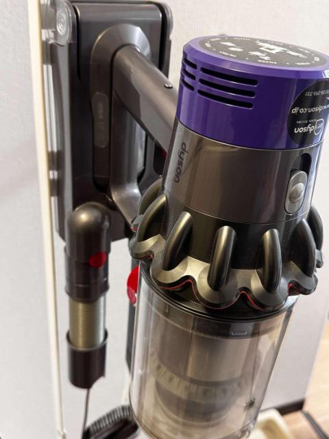 Dyson V10 Fluffy �R�[�h���X�N���[�i�[ SV12 �|���@ �_�C�\�� �� �Ɠd/AV�� 