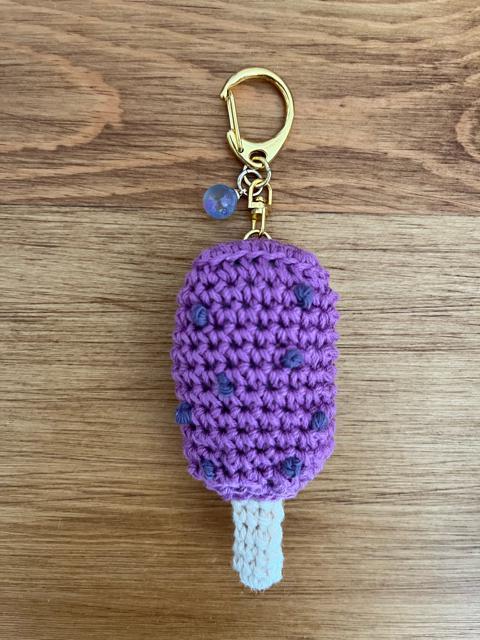 ハンドメイド♪ 手編みグレープアイスキーホルダー < 女性ファッション  ハンドメイド♪ 手編みグレープアイスキーホルダー  < 女性ファッションの