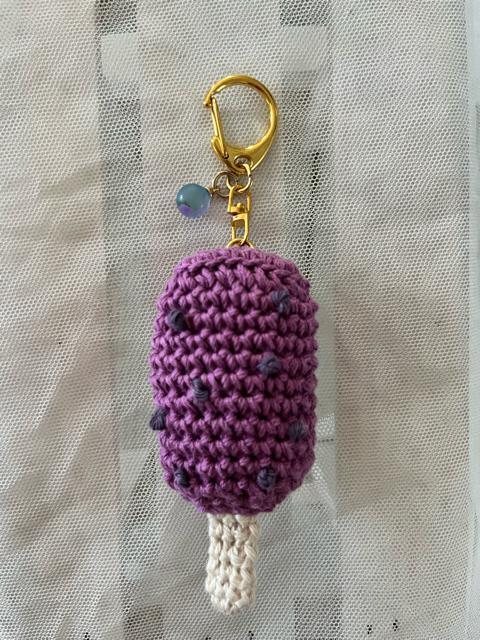 ハンドメイド♪ 手編みグレープアイスキーホルダー < 女性ファッション  ハンドメイド♪ 手編みグレープアイスキーホルダー < 女性ファッションの