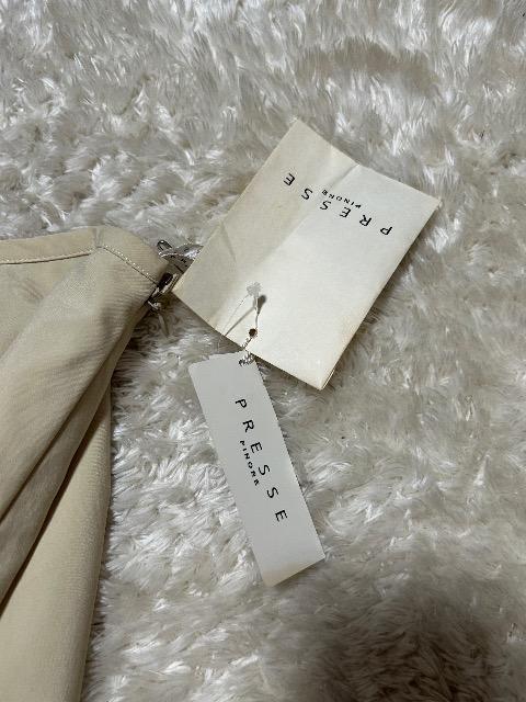 1.6万新品タグ付きPRESSE PINORE★フレアスカート < 女性ファッション 1.6万新品タグ付きPRESSE PINORE★フレアスカート < 女性ファッションの