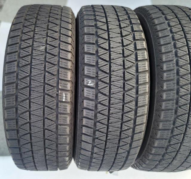 バリ溝!年式2019 BRIDGESTONE BLIZZAK DM-V3 17インチスタッドレスタイヤ225/65R17 < 自動車/バイク バリ溝!年式2019 BRIDGESTONE BLIZZAK DM-V3 17インチスタッドレスタイヤ225/65R17 < 自動車/バイク