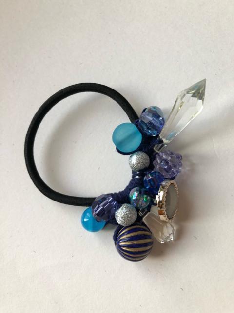 ハンドメイド ヘアゴム キラキラビーズ盛り盛り♪ ブルー < 女性ファッション  ハンドメイド ヘアゴム キラキラビーズ盛り盛り♪ ブルー < 女性ファッションの