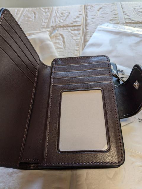 COACH�@�R�[�i�[�W�b�v�E�H���b�g�@�n�[�g�{���g