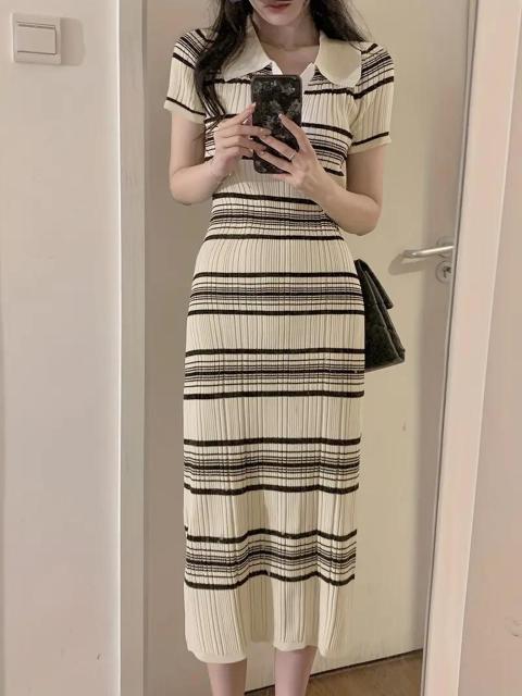 超お買い得2090円★レディースVネックストライプドレス - スリムフィットAラインセミシアーミディ丈 日本サイズM < 女性ファッション  超お買い得2090円★レディースVネックストライプドレス - スリムフィットAラインセミシアーミディ丈 日本サイズM < 女性ファッションの