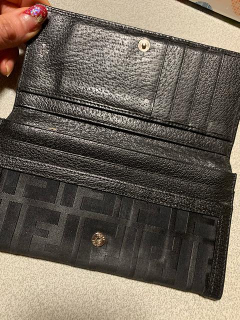 FENDI z  uh 