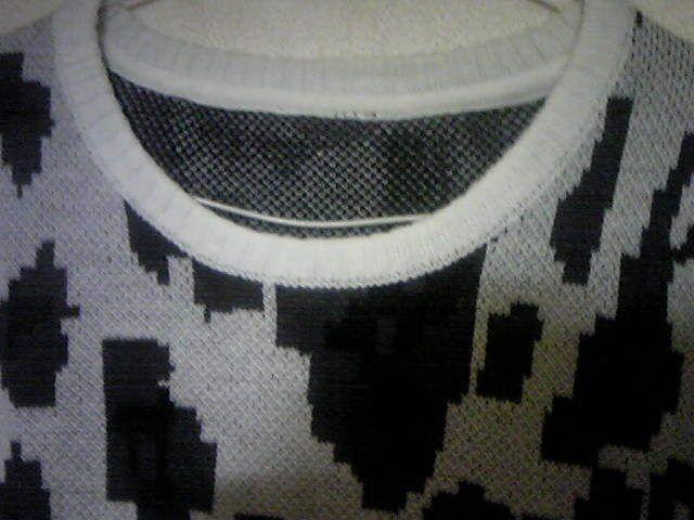 ゆったりセーター/白×黒/M < 女性ファッション ゆったりセーター/白×黒/M < 女性ファッションの