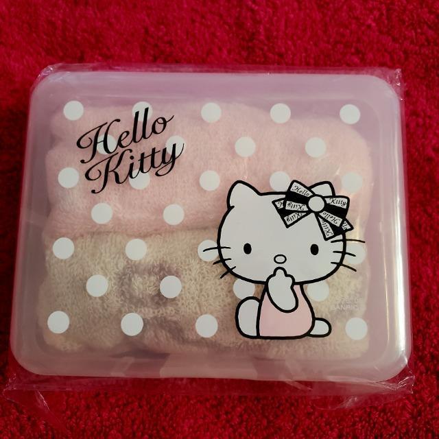 �n���[�L�e�B�@HELLO KITTY �P�[�X����n���h�^�I�� 2005�N �T�����I���� �V�i�@�n���h�^�I��2�� �� �C���e���A/���C�t�� 