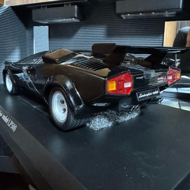 絶版未展示品 京商 1/18 ランボルギーニ カウンタックLP400 ブラック < ホビー  絶版未展示品 京商 1/18 ランボルギーニ カウンタックLP400 ブラック < ホビーの
