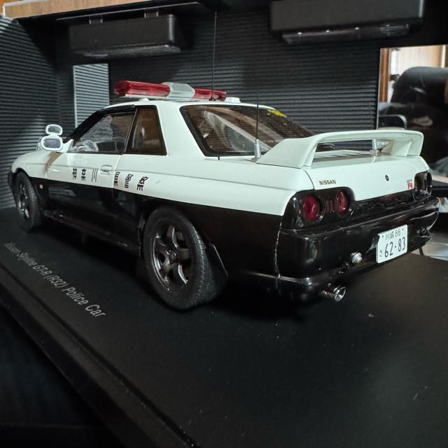 絶版未展示品 オートアート 1/18 スカイライン GT-R R32 神奈川県警 < ホビー  絶版未展示品 オートアート 1/18 スカイライン GT-R R32 神奈川県警 < ホビーの