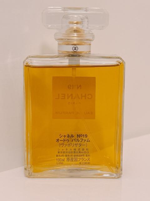 CHANEL Vl No.19 io[19 EDP  I[hDpt@ @|U^[ 100ml  uh 
