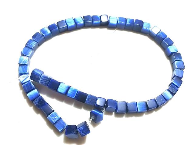 天然石★キャッツアイ(ネイビー)キューブ 半連 < 女性アクセサリー/時計 天然石★キャッツアイ(ネイビー)キューブ 半連 < 女性アクセサリー/時計の