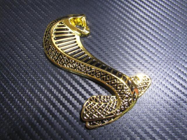 ●1994 マスタング コブラ SVT スネーク GOLD&BLACK 凹凸仕様 メタル製 エンブレム < 自動車/バイク ●1994 マスタング コブラ SVT スネーク GOLD&BLACK 凹凸仕様 メタル製 エンブレム < 自動車/バイク