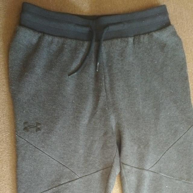 アンダーアーマー グレー 175/84A パンツ < ブランド  アンダーアーマー グレー 175/84A パンツ < ブランドの