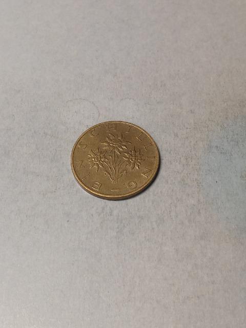 �I�[�X�g���A1�V�����O1980�N �� �z�r�[�� 